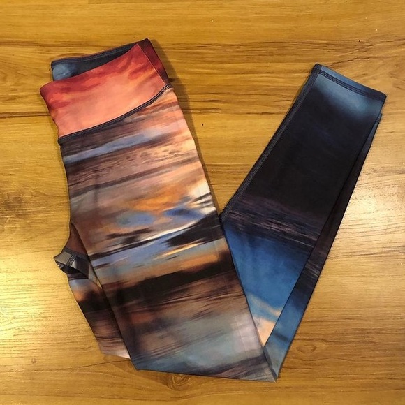 AMERICAN EAGLE | - Picture 2 of 2